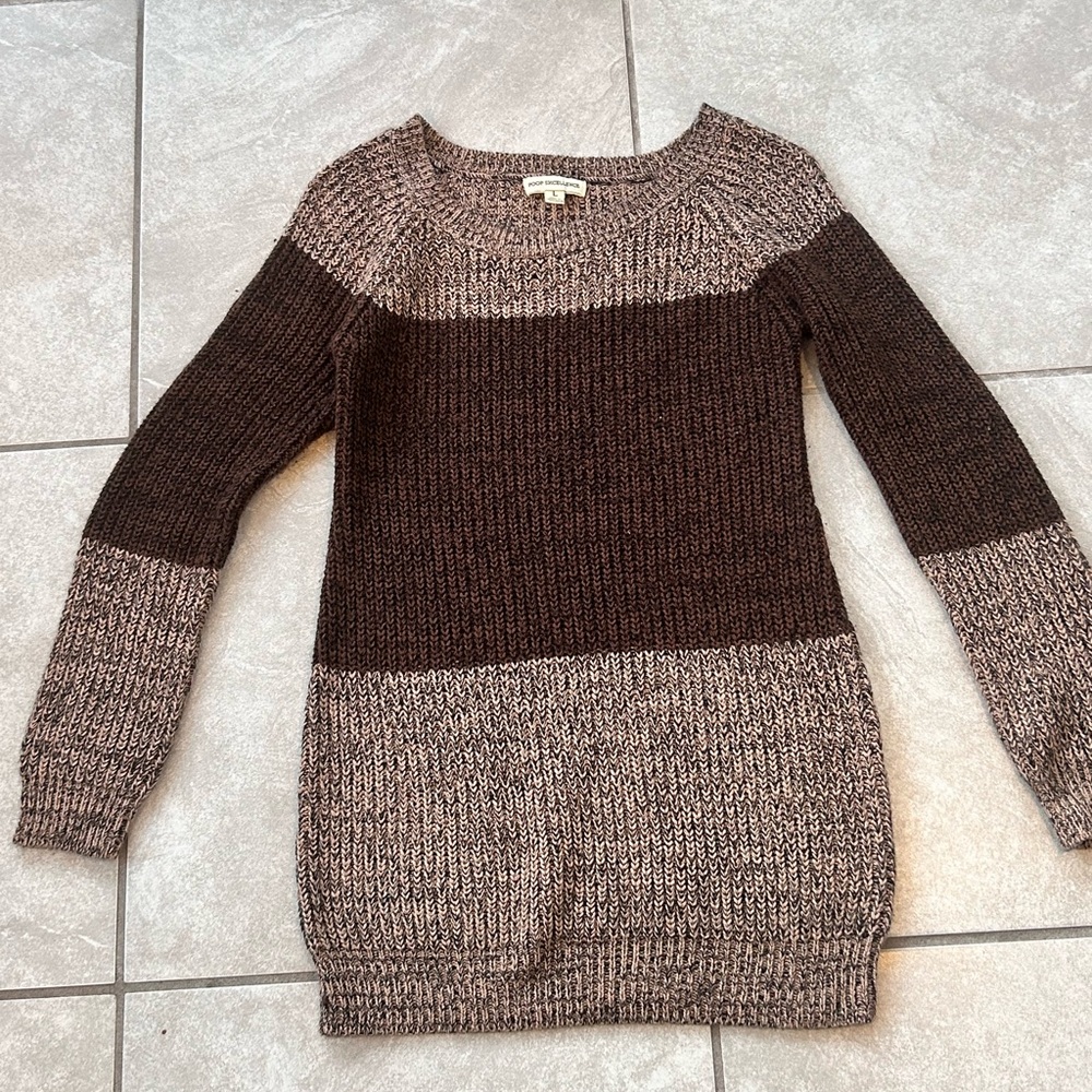 Poof Excellence Two-Tone Knit Sweater